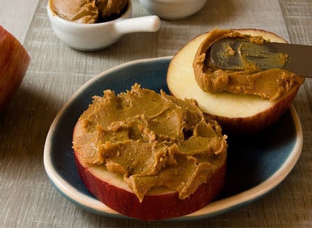 Little Growers Recipe: Peanut Butter and Jam Apple Snacks