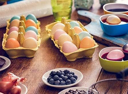 Little Growers Activity: Naturally Dyed Eggs