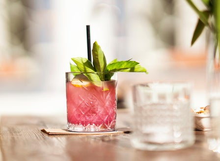 Peach & Rose Summer Cup