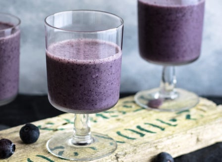 Blueberry and Banana Smoothie 