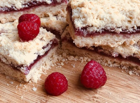 Raspberry Crumble Bar