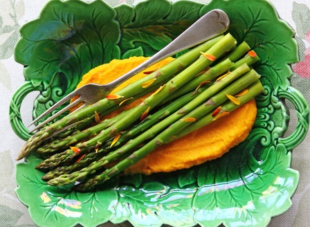 Steamed Asparagus with Citrus Carrot Puree